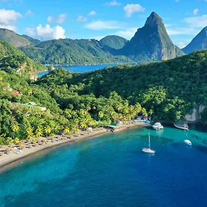 Resort Jade Mountain